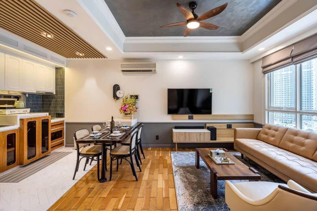 Classic Luxury & Swiming Rooftop Pool Apartamento